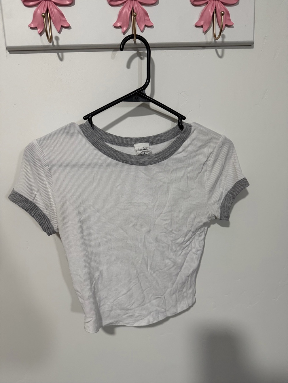 Tilly's White Ribbed Crop Tee with Gray Ringer Trim